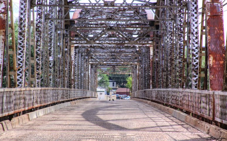Bell Street Bridge